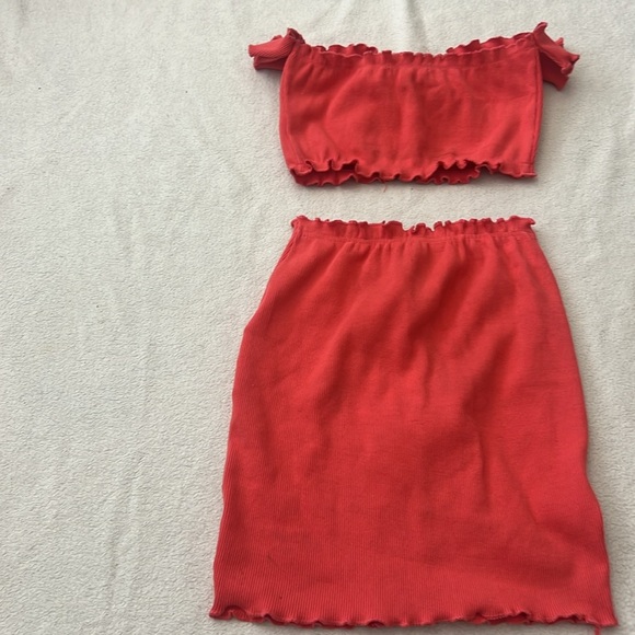 Peach Zippered stretchy Women's Skirt Set - Picture 5 of 7